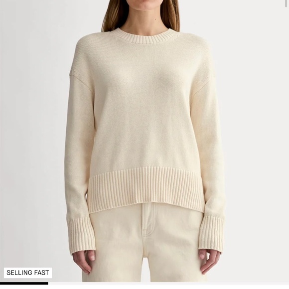 Everlane Women's Boxy Sweater - Picture 4 of 4